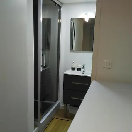 Aussie Lounge - Full Inclusive 32Sqm Flats On Loire Valley Doorstep